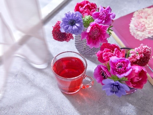 フレーバーティー × 花（赤）